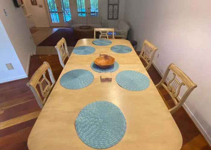 Willy Wonka House 1984 Holiday home Pensacola