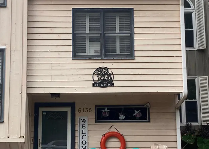 Willy Wonka House 1984