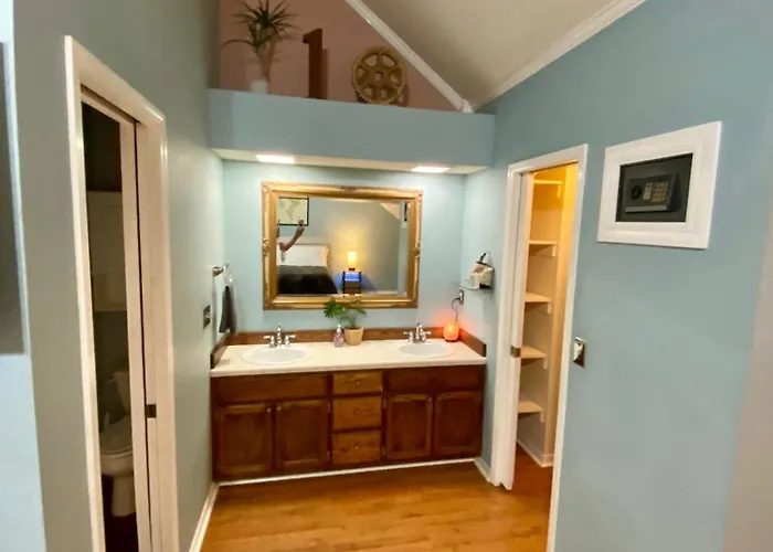 Willy Wonka House 1984 Holiday home Pensacola